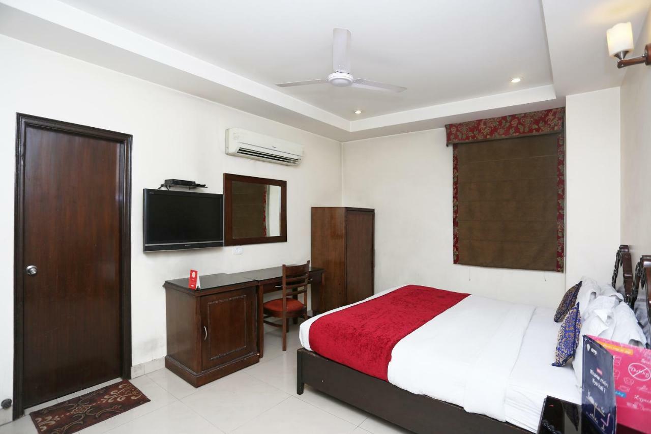 Clark Heights 3* New Delhi