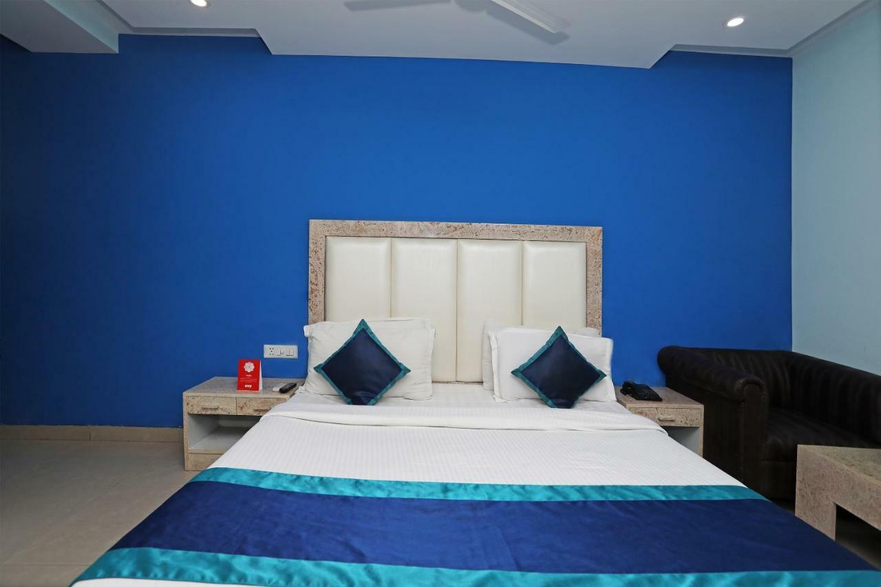 The Rts Plaza Hotel 3*