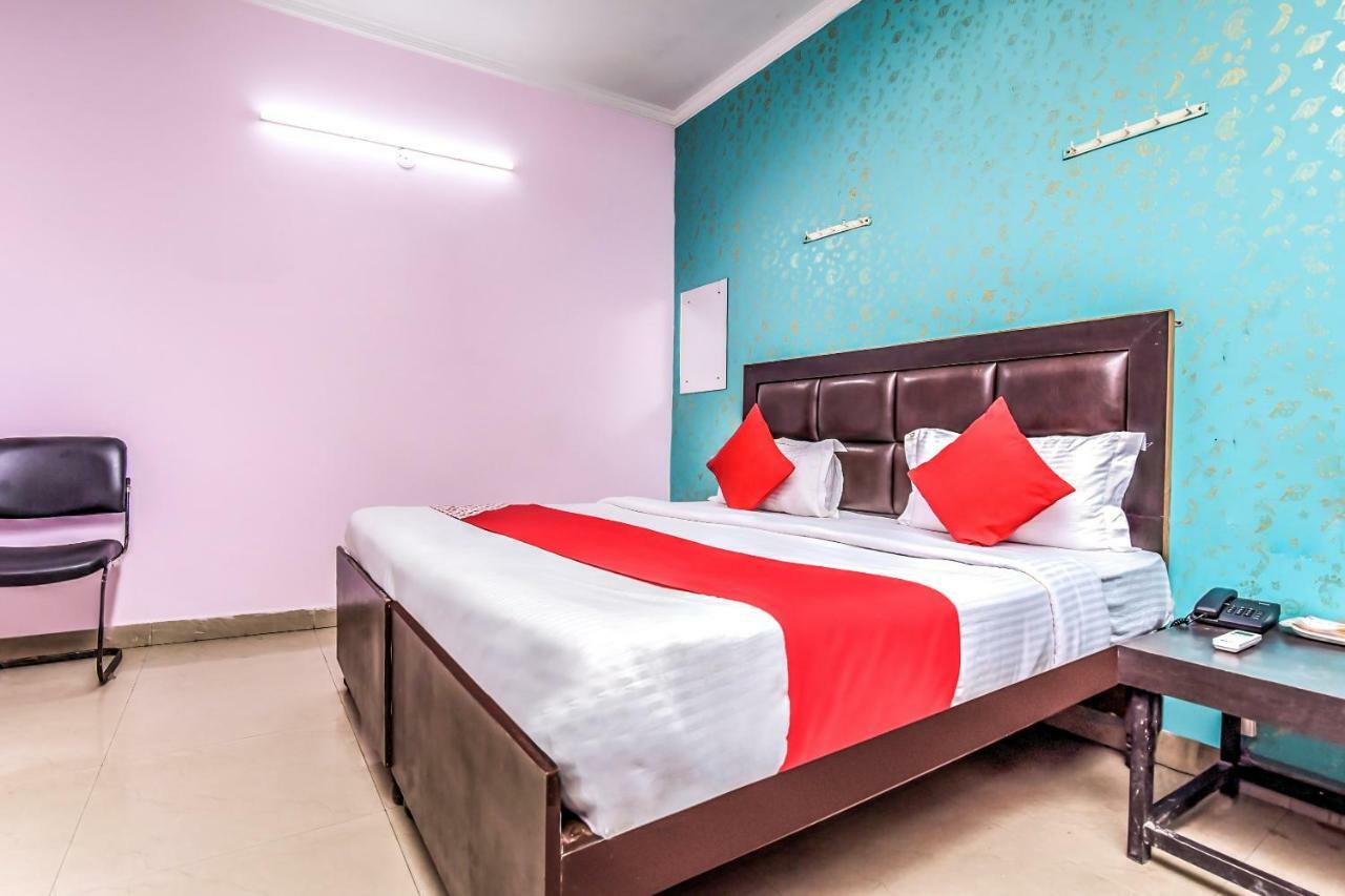 Hotel Oyo 18677 Airport Princess