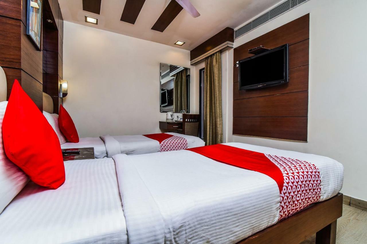 Tryfena Hotel New Delhi