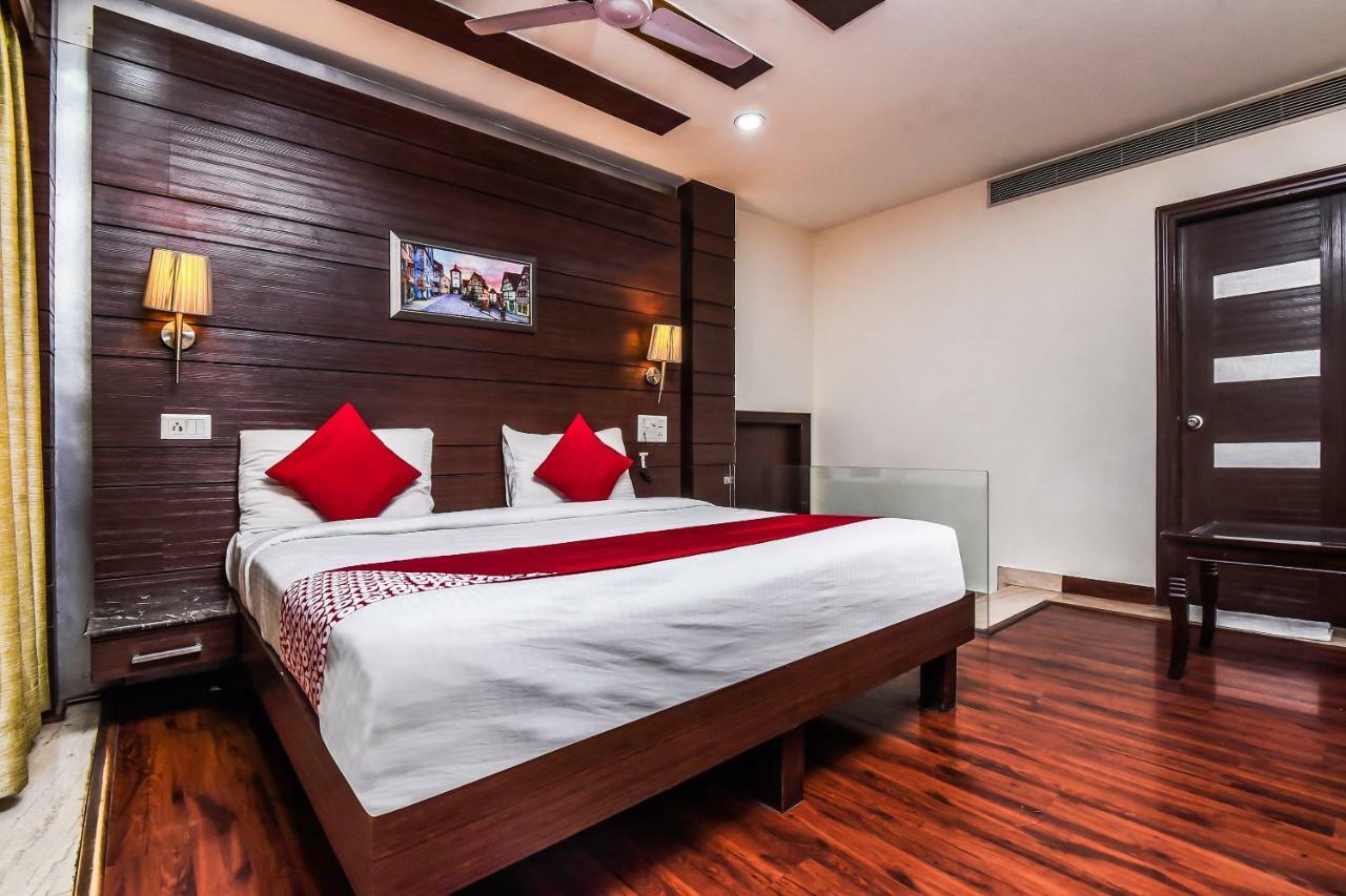 Tryfena Hotel