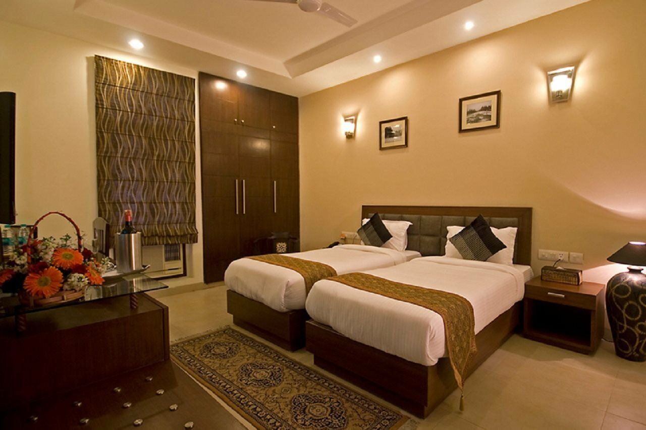 Red Maple Homestay *