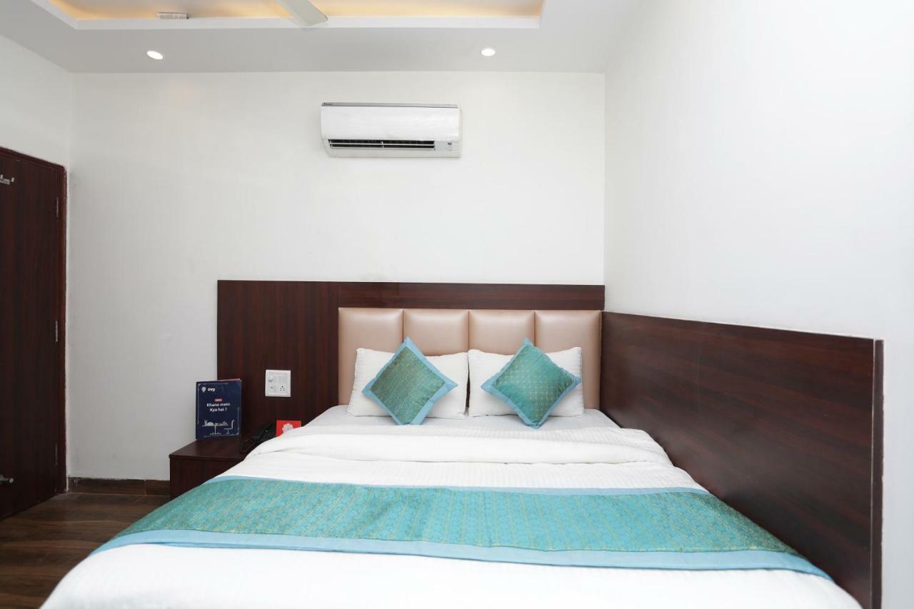 Corner Point Hotel 3*