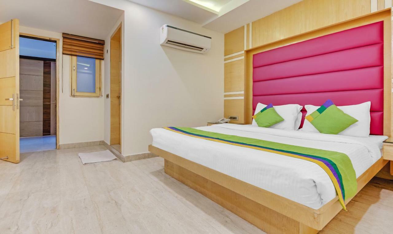 Hotel The Mohit - Railway Station - Paharganj New Delhi