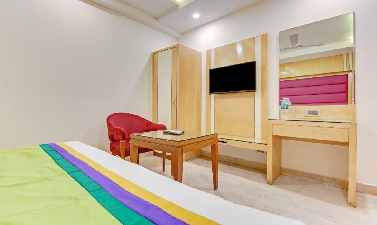 Hotel The Mohit - Railway Station - Paharganj New Delhi