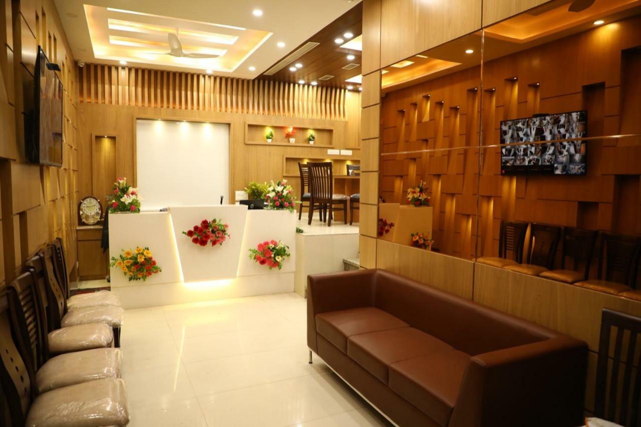 Lemon Green Hotel