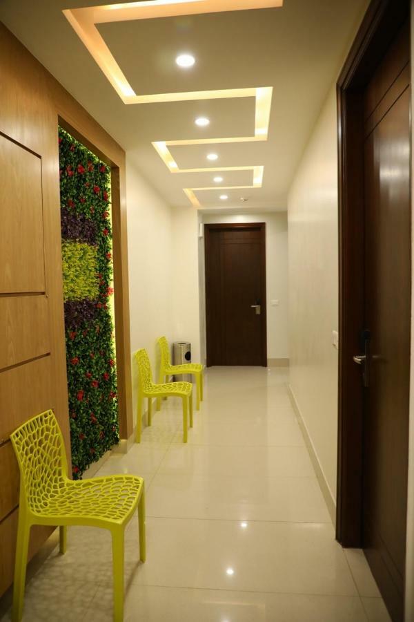 Lemon Green Hotel