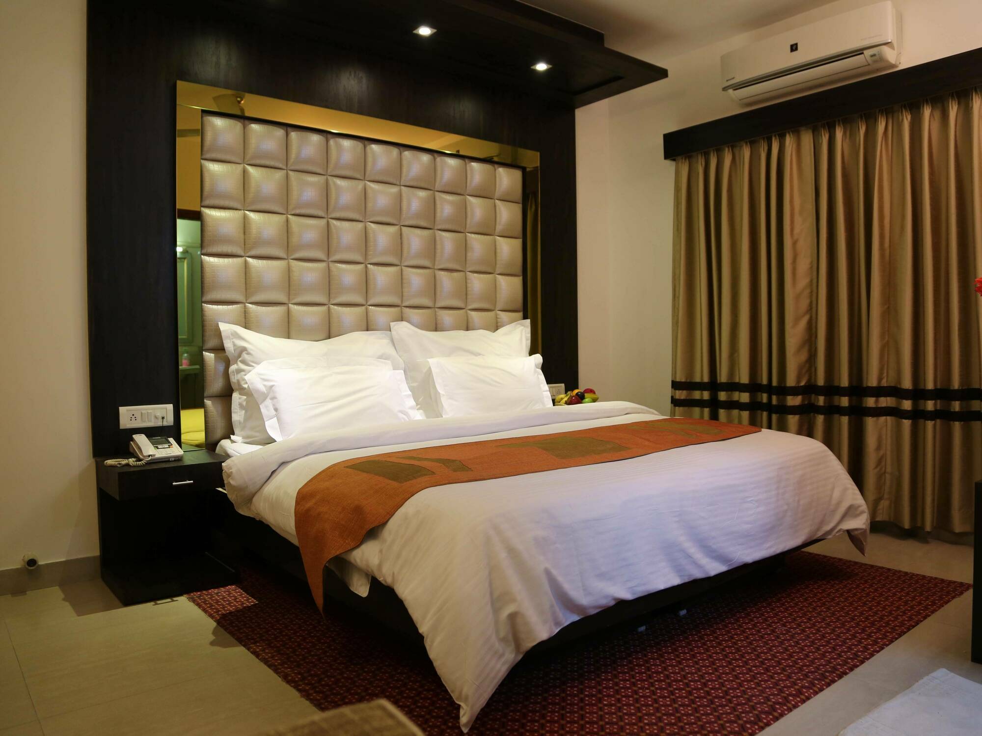 Hotel Sri Nanak Continental Delhi (National Capital Territory of India)