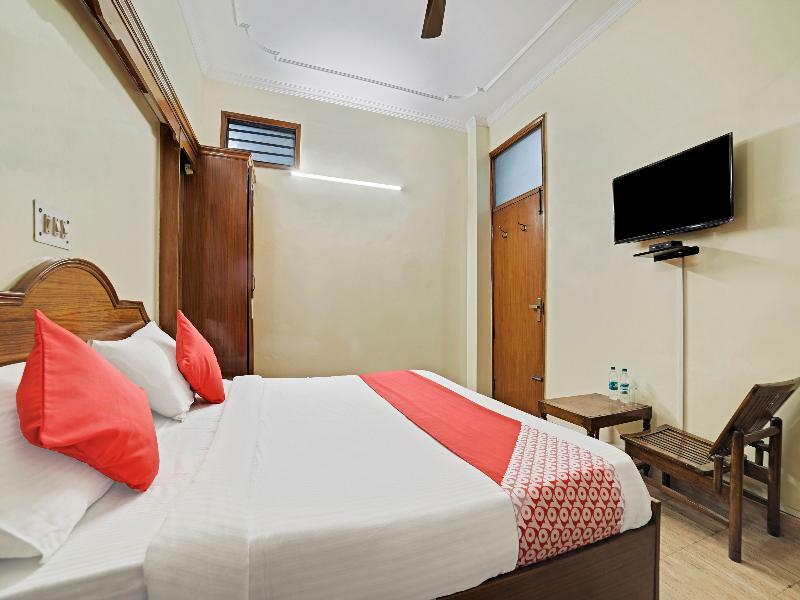 Collection O 74947 Maya Palace Mayapuri Hotel 3*
