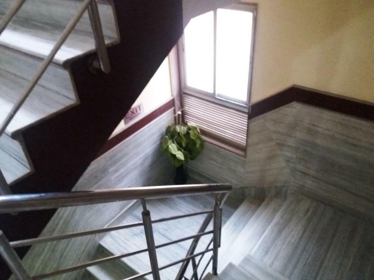 Hotel Roma *