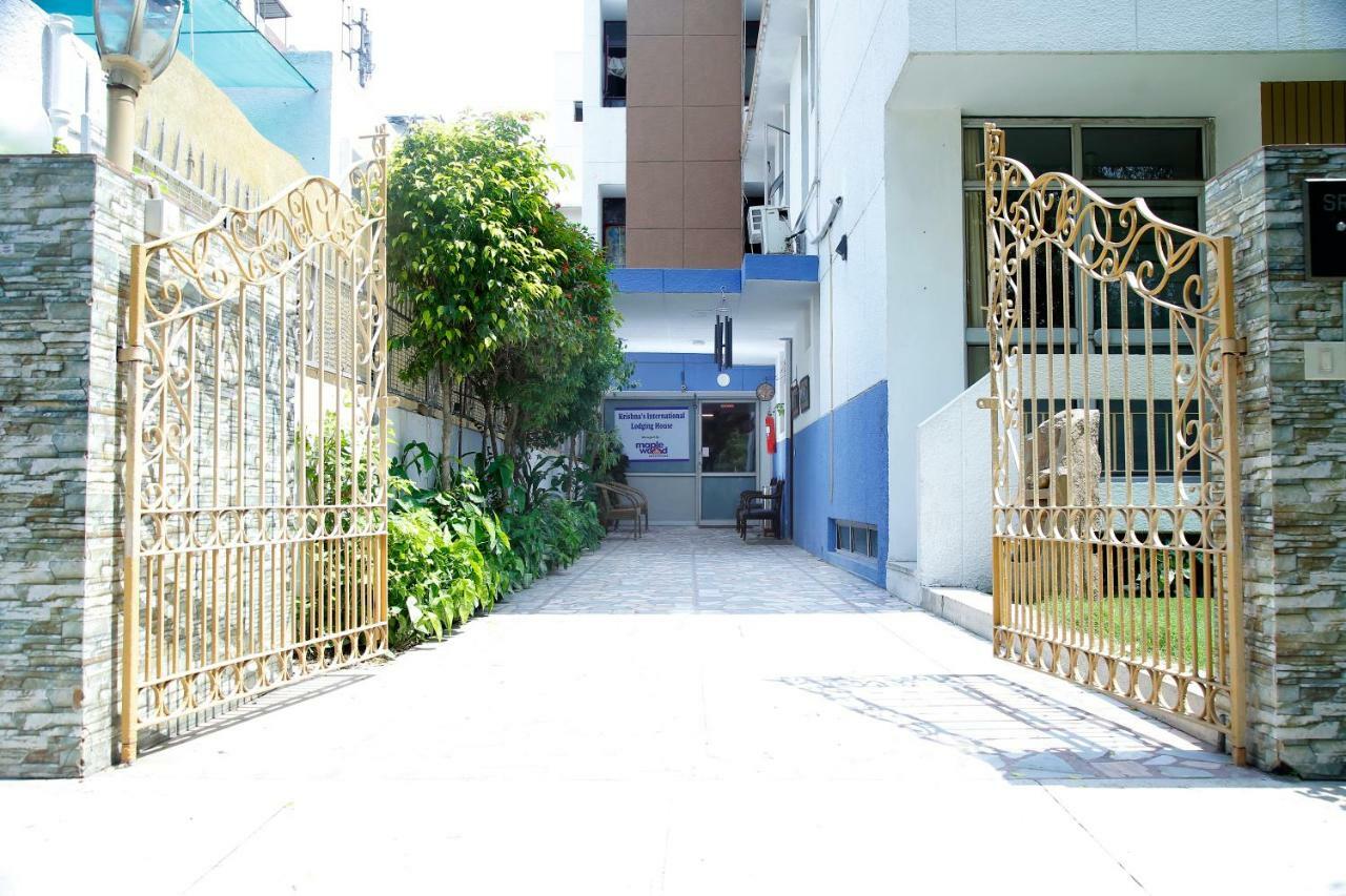 Guest house Maplewood Guest House, Neeti Bagh, New Delhiit Is A Boutiqu - 5 New Delhi