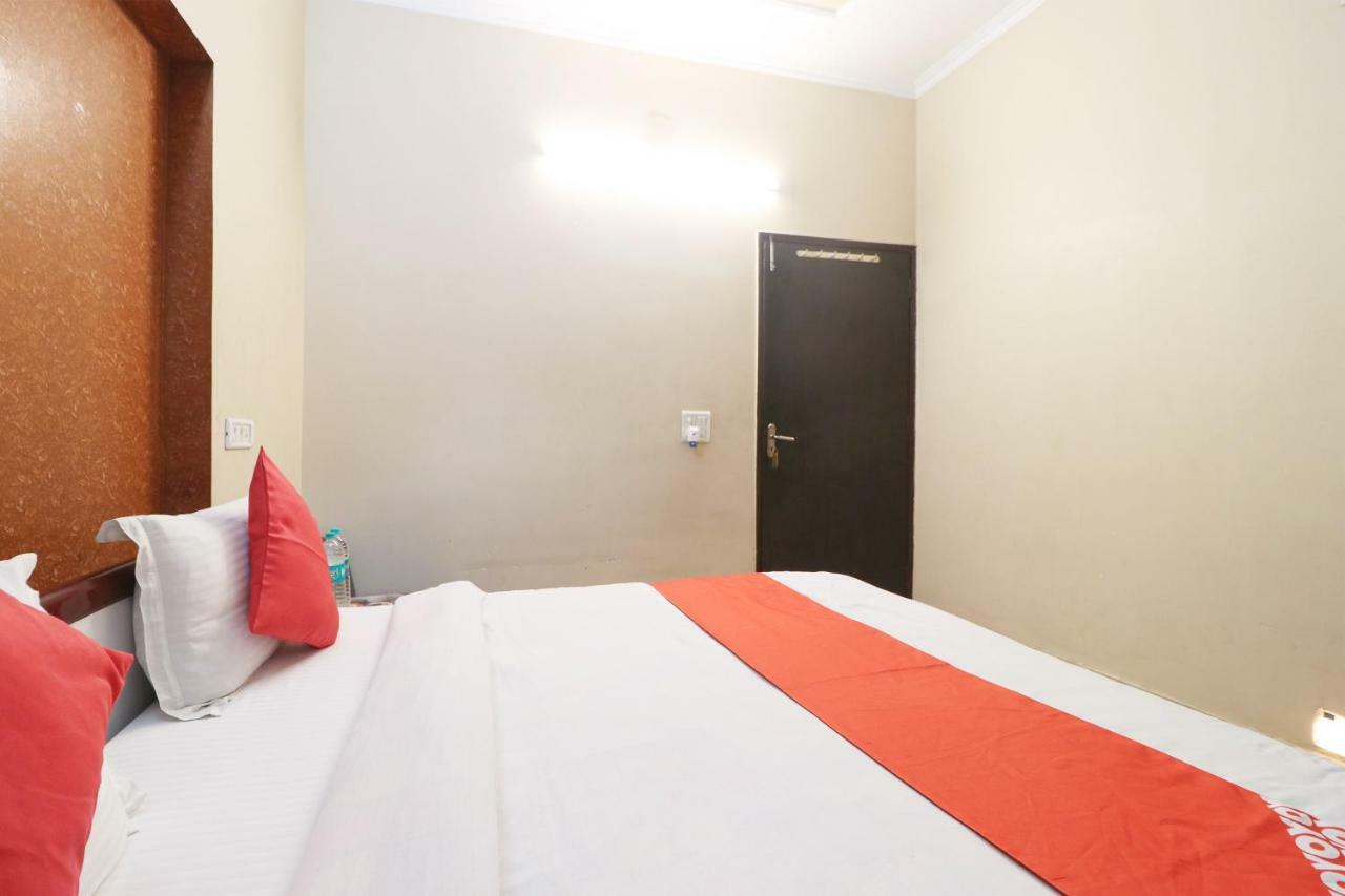 Guest house Ashu Delhi (National Capital Territory of India)