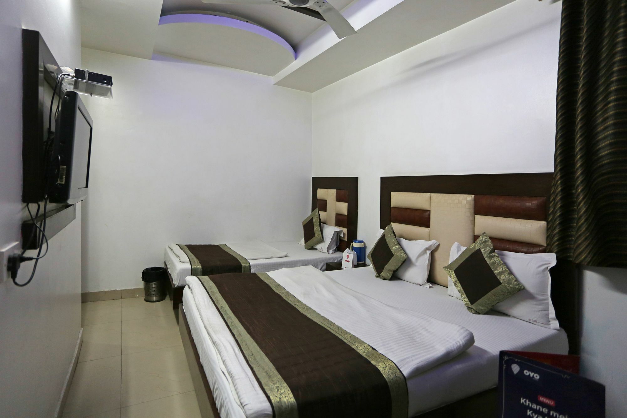 Hotel Oyo 7781 Sai International