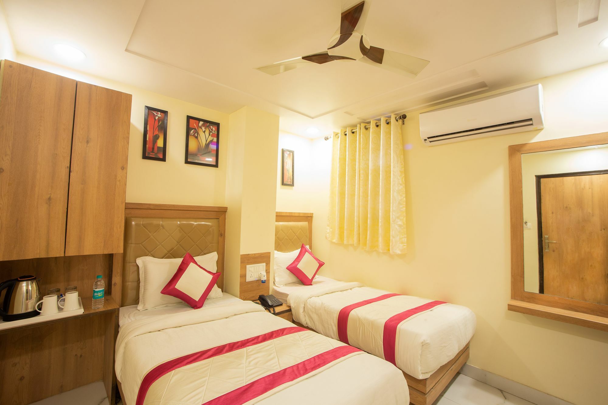 Sarthak Palace - By Pooja Hospitality