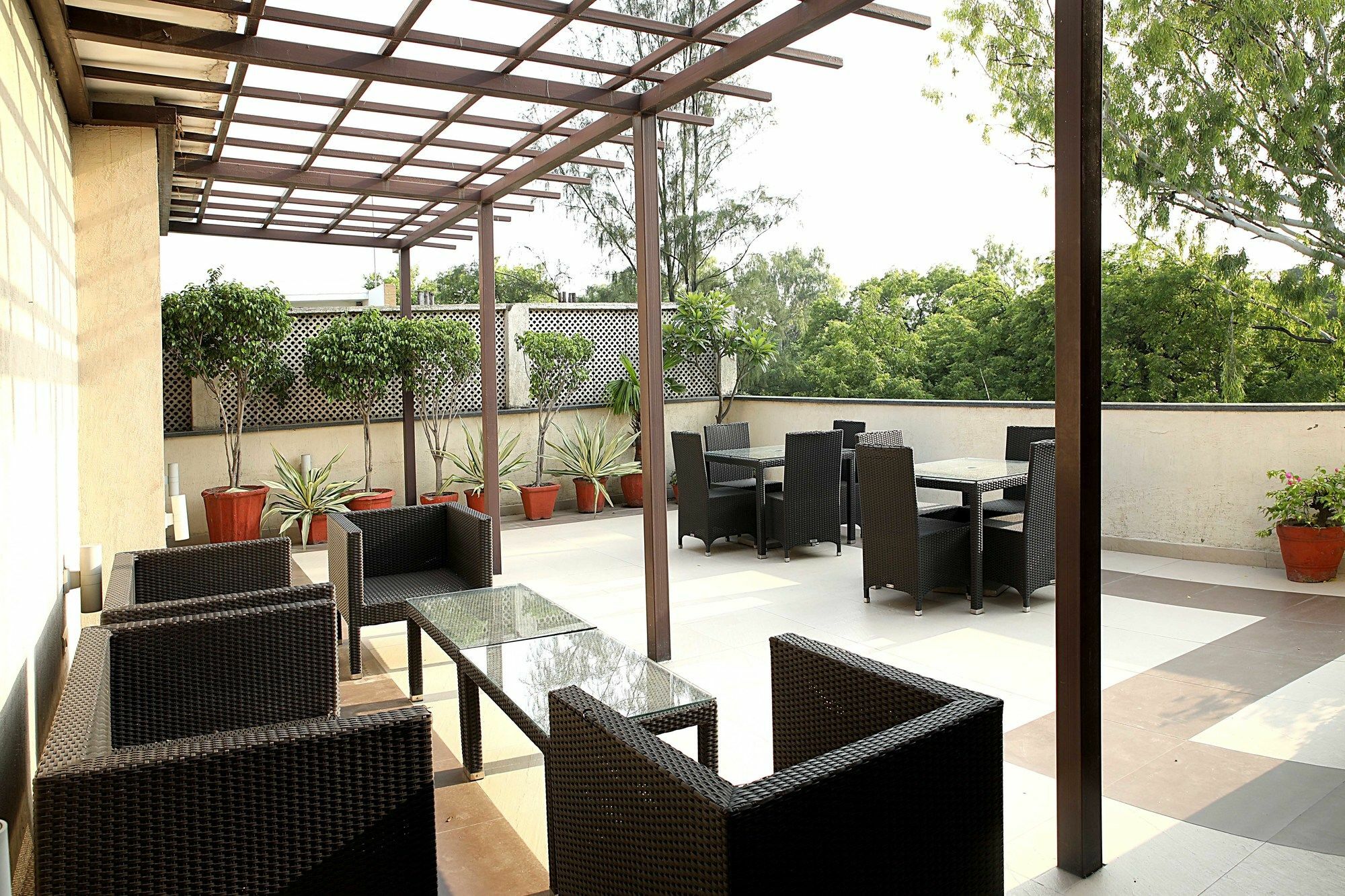 Ahuja Residency Golf Links
