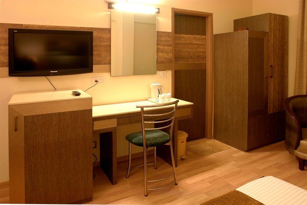 The Suncourt Yatri 3* Delhi (National Capital Territory of India)