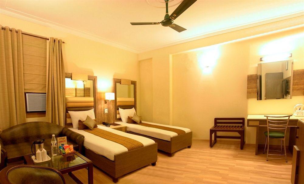 The Suncourt Yatri Hotel