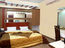 Hotel Raunak International