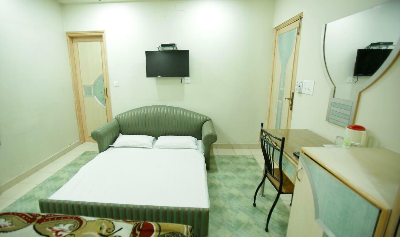 Megha Sheraton 2* New Delhi