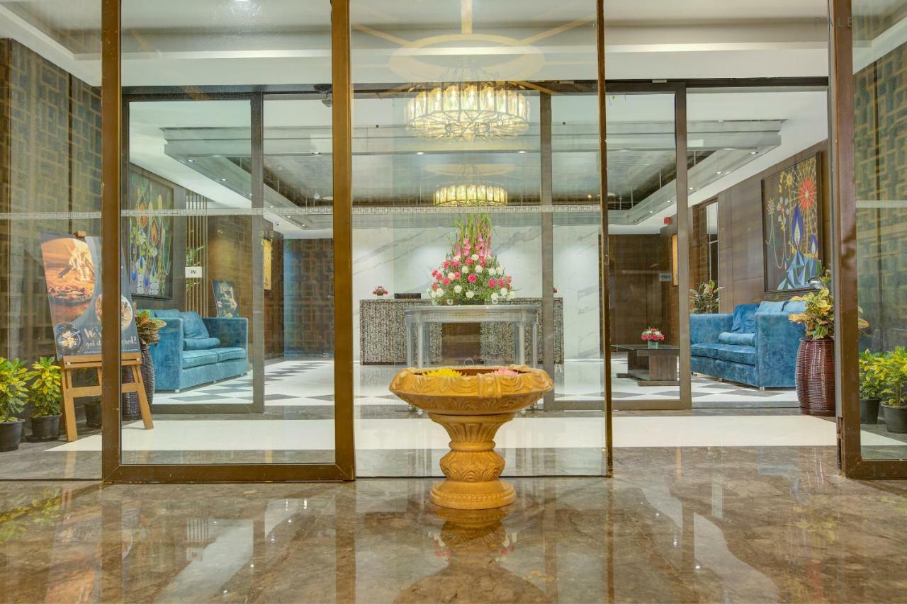 Hotel Westend Punjabi Bagh West Delhi 4*