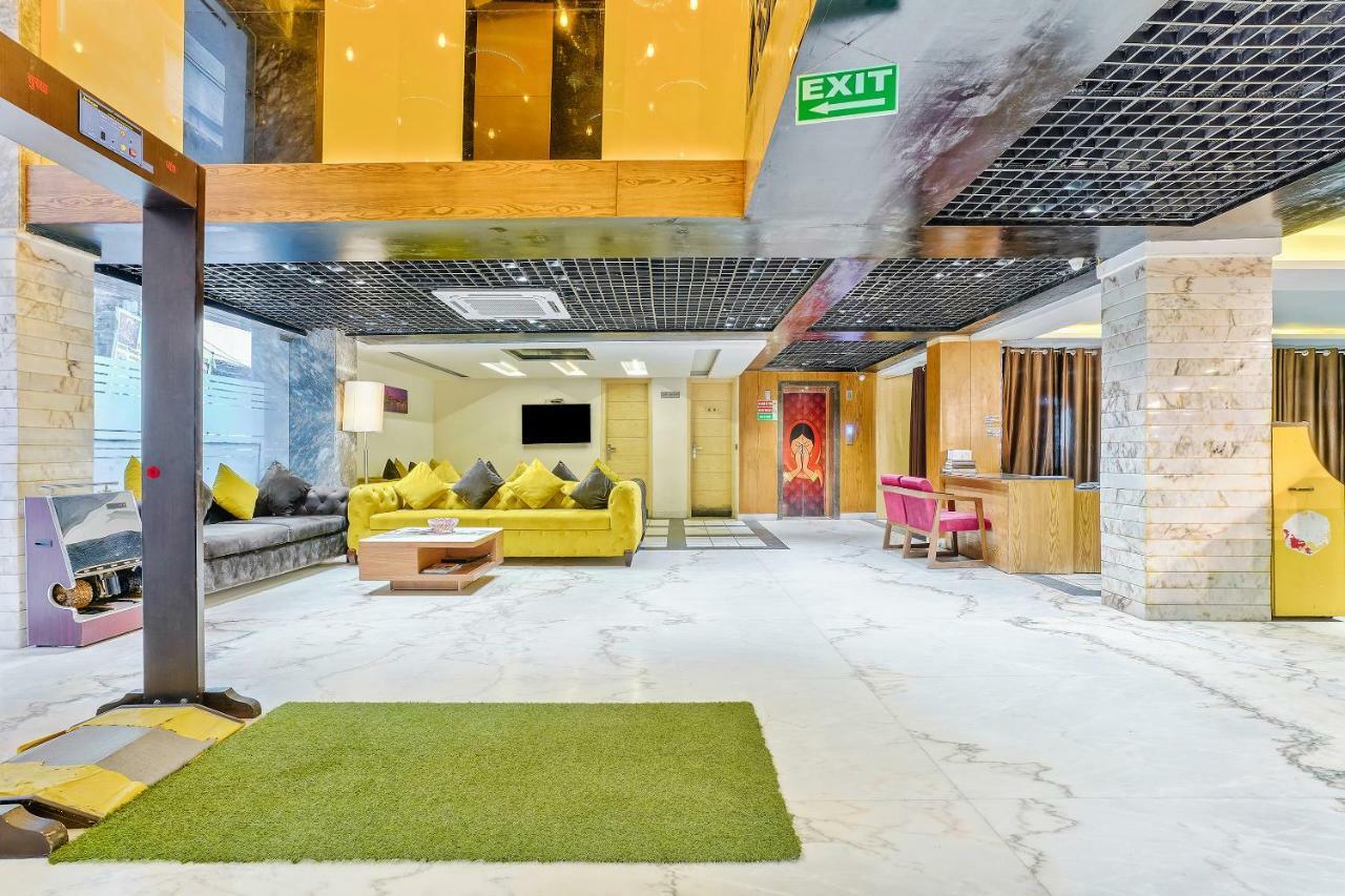 Staybook Nitya Maharani Free Airport Pickup Hotel New Delhi