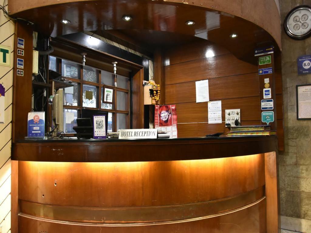 Metropolis Tourist 3* New Delhi
