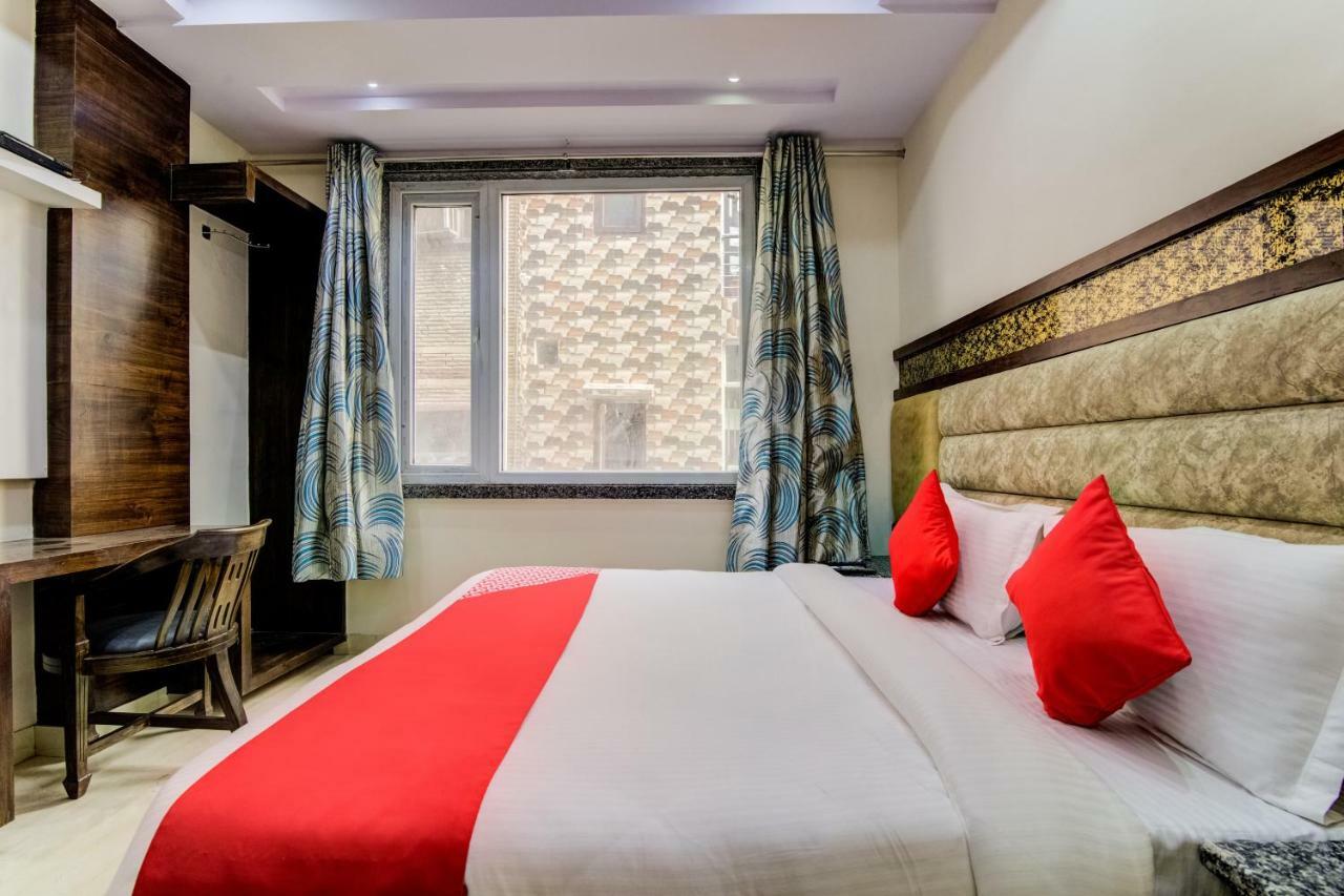 Hotel India Continental Hotel