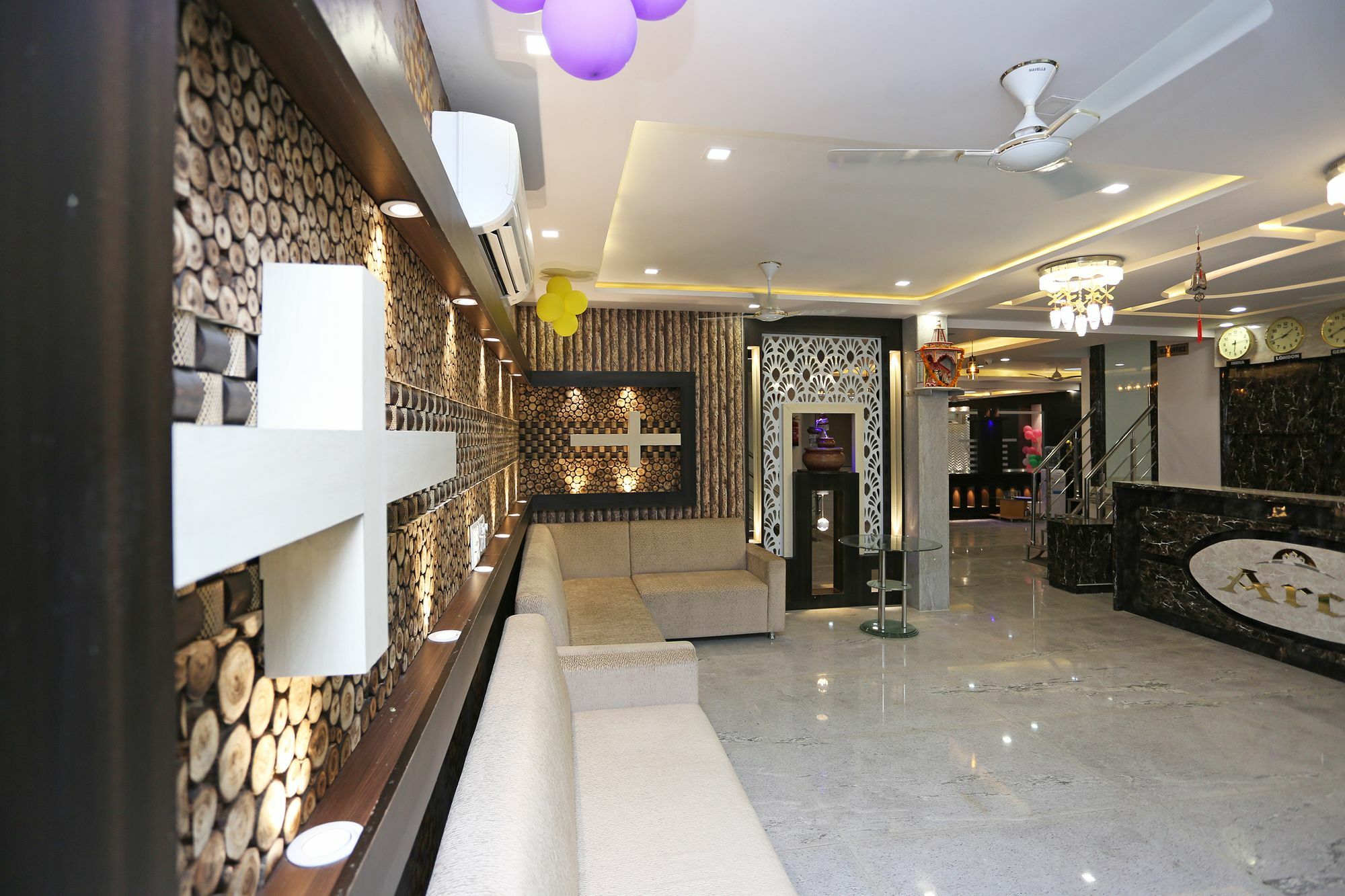 Arch - Near Aerocity Hotel New Delhi