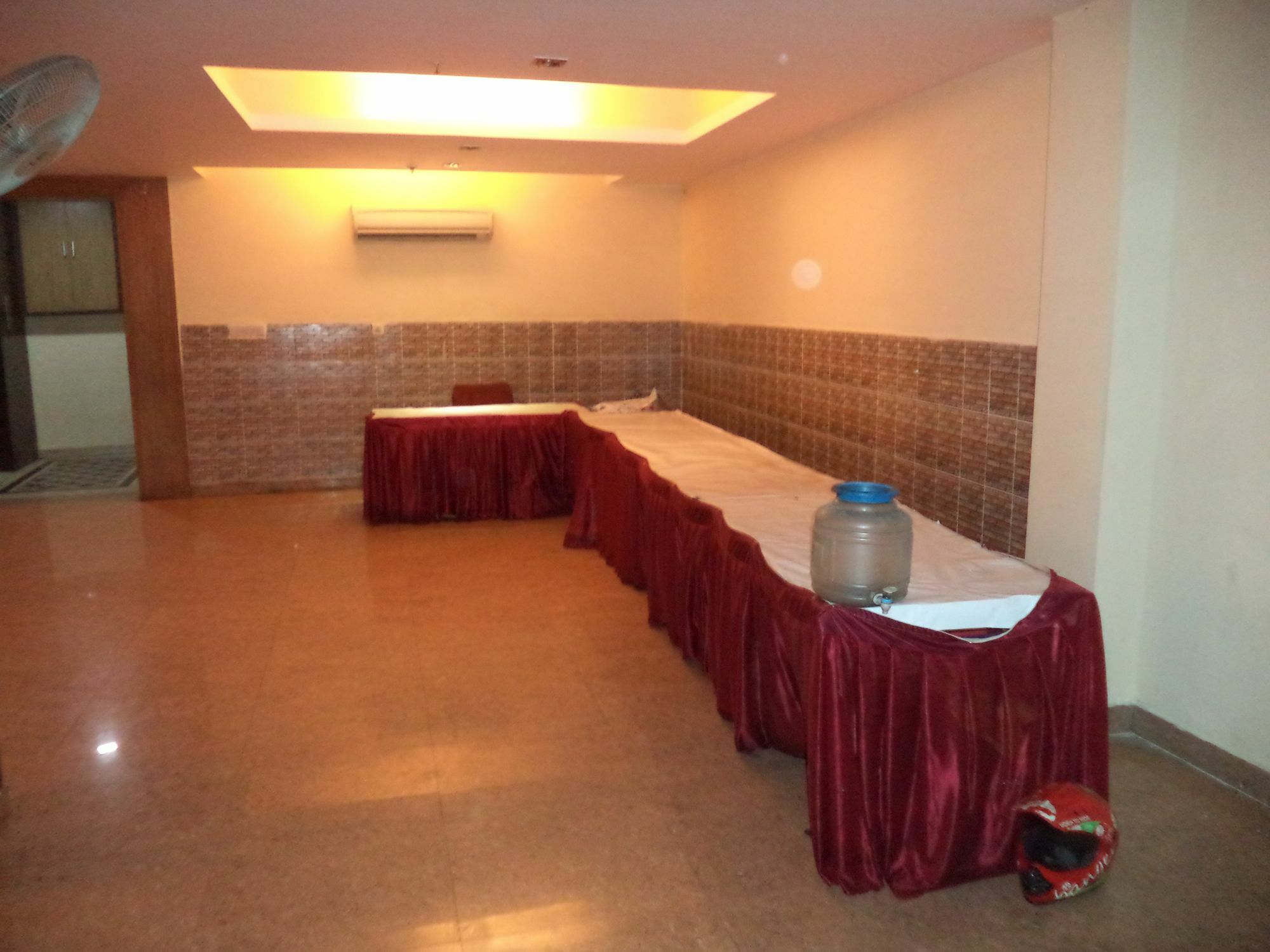 O Kochar Plaza Hotel