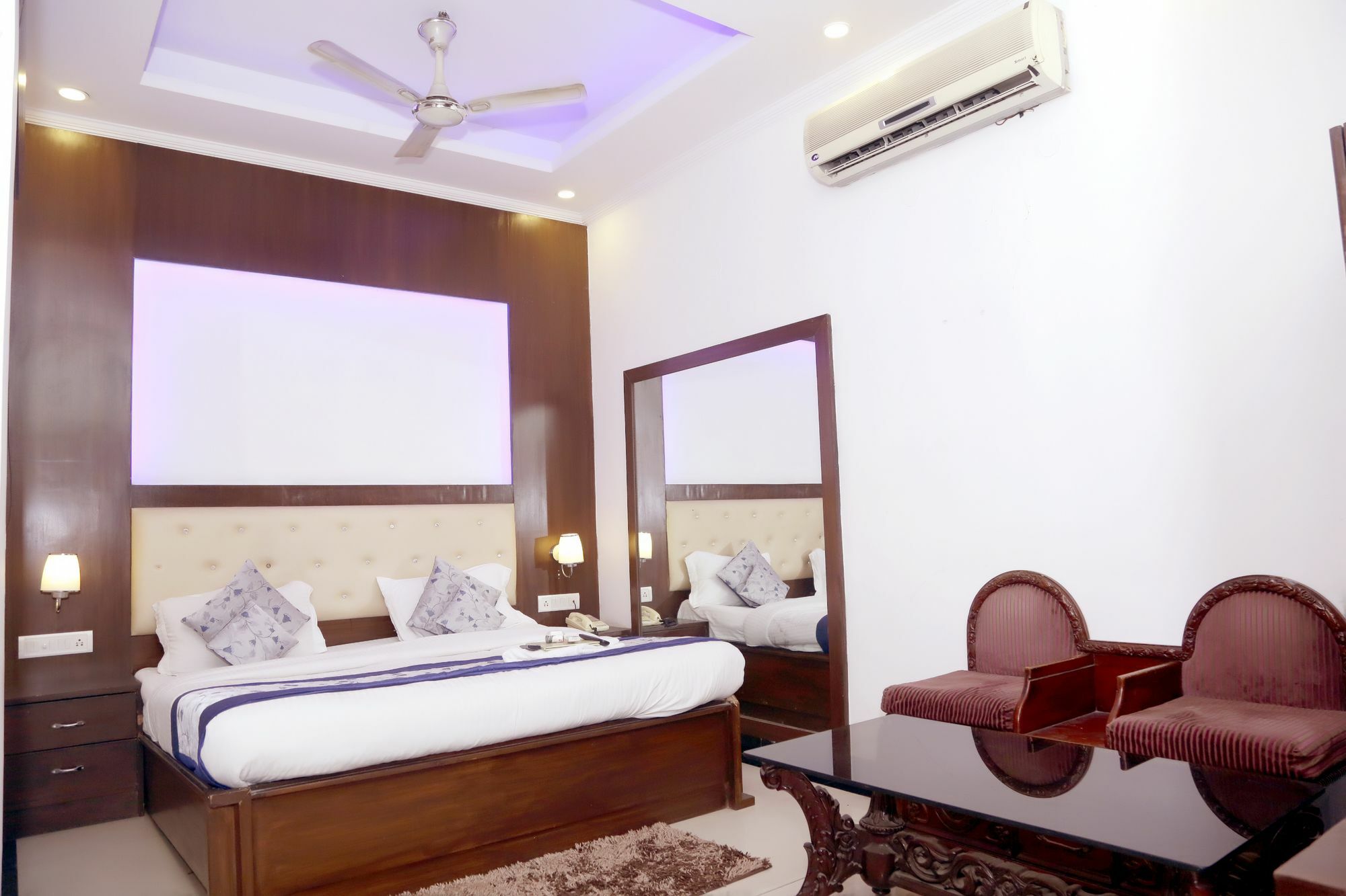 Vishal Guest house