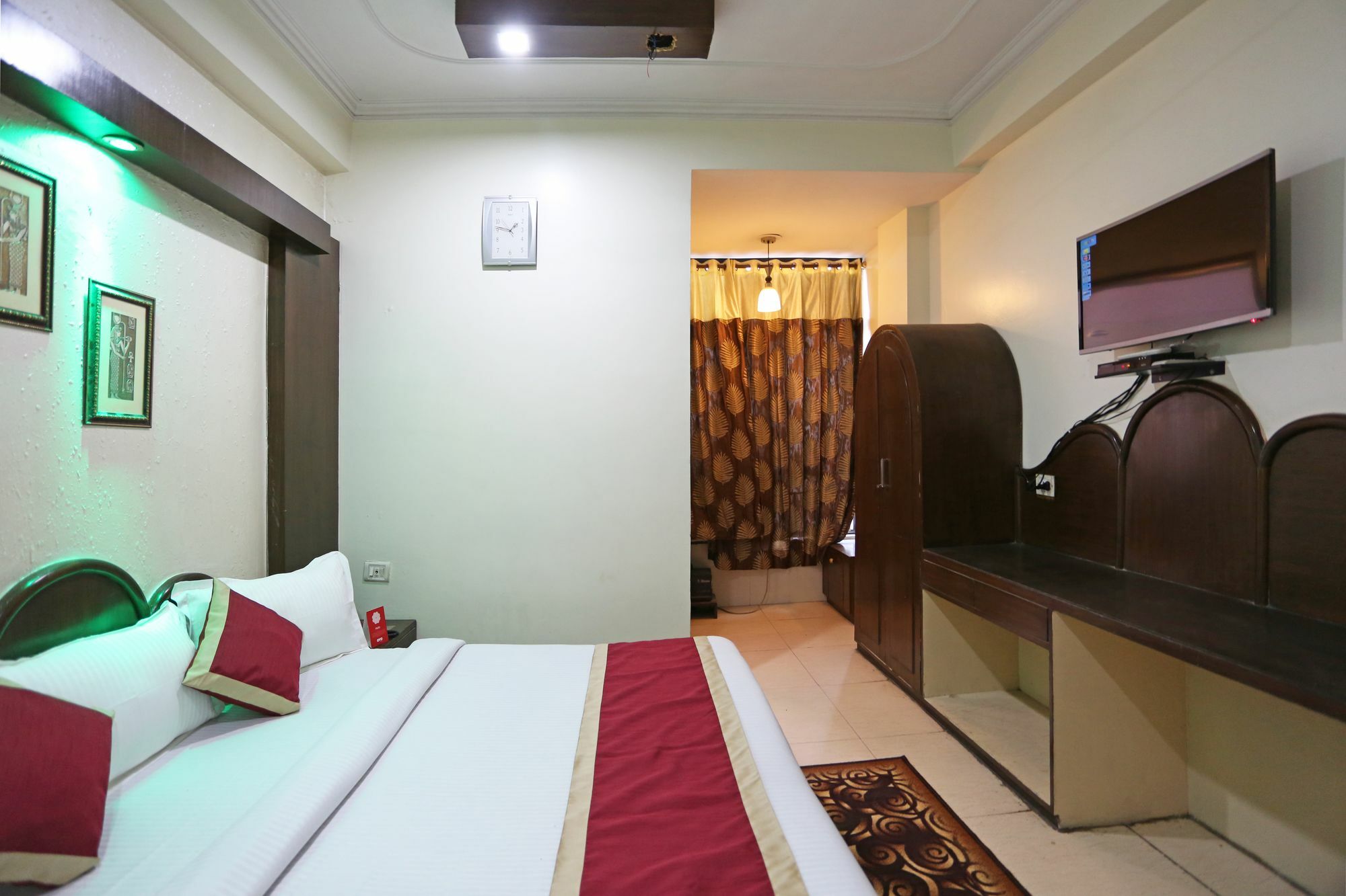 O Delhi Continental Hotel