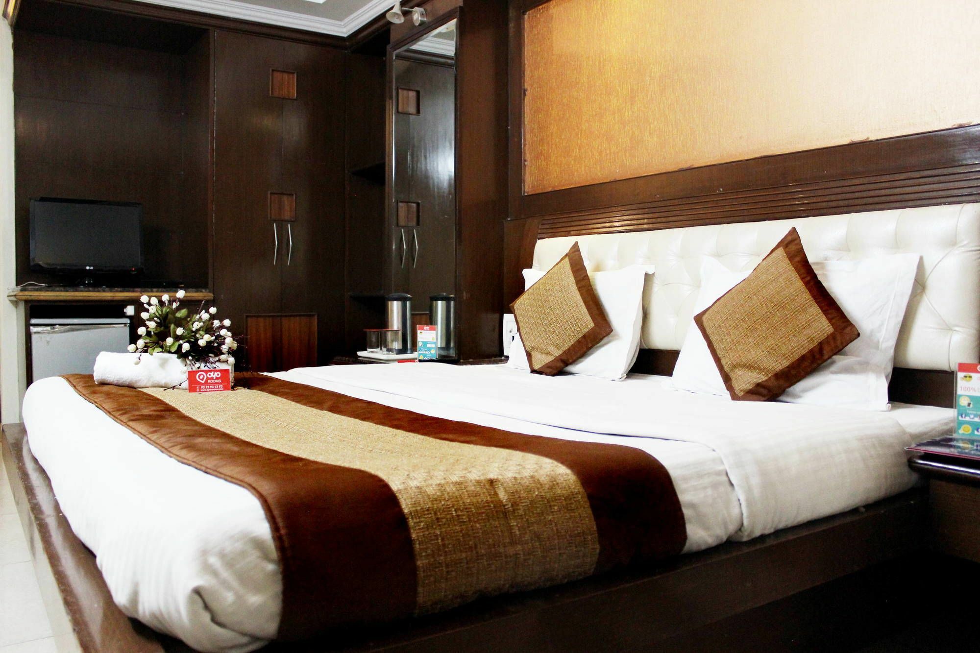 Oyo 10848 Geeson Hotel New Delhi