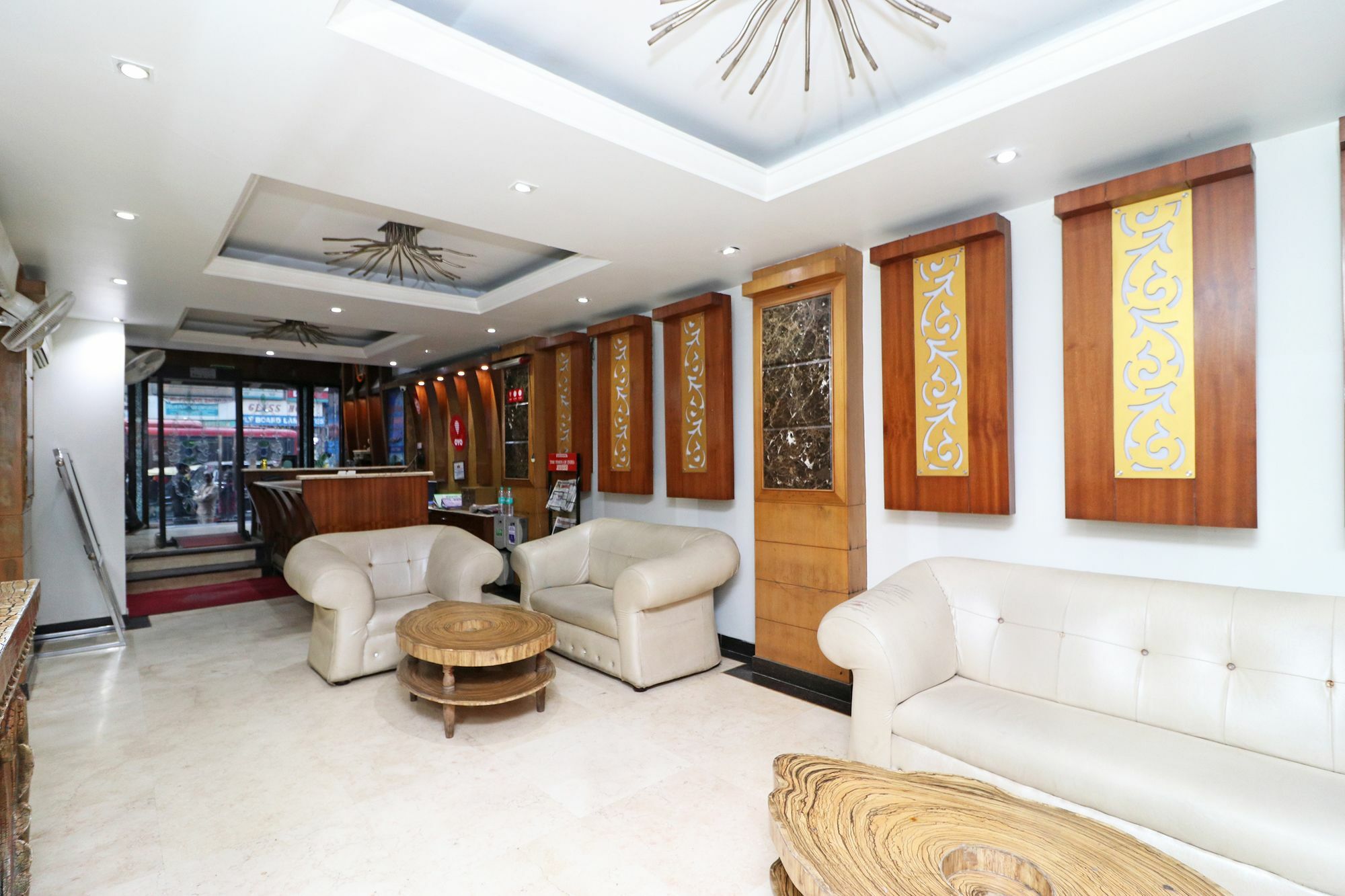 Hotel Oyo 10848 Geeson 3*