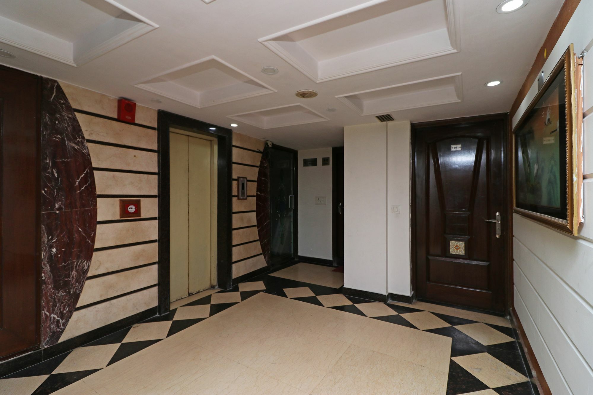 Hotel Oyo 10848 Geeson