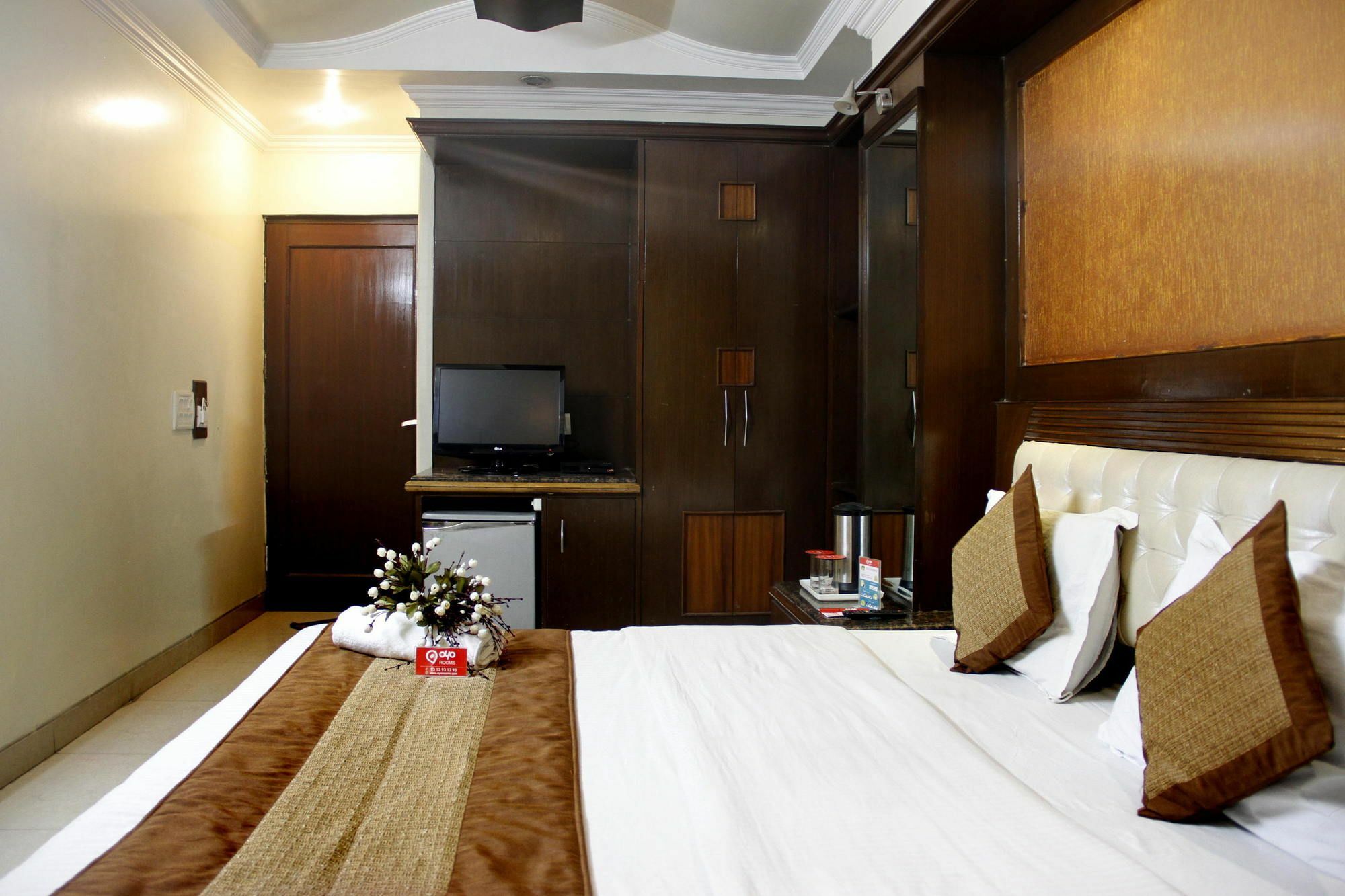 Oyo 10848 Geeson Hotel New Delhi