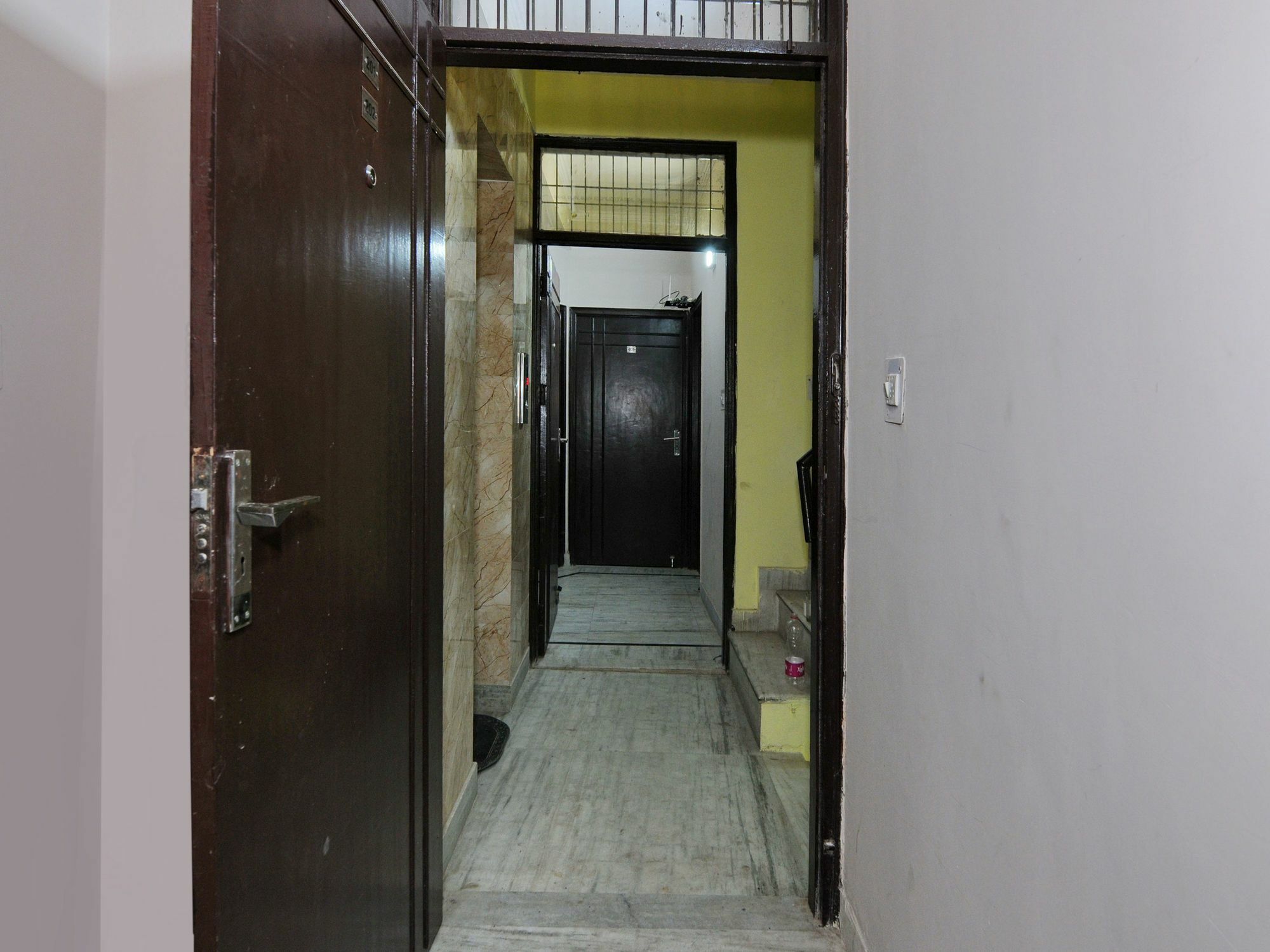 Hotel Oyo 11972 Nirvana Residency 2*