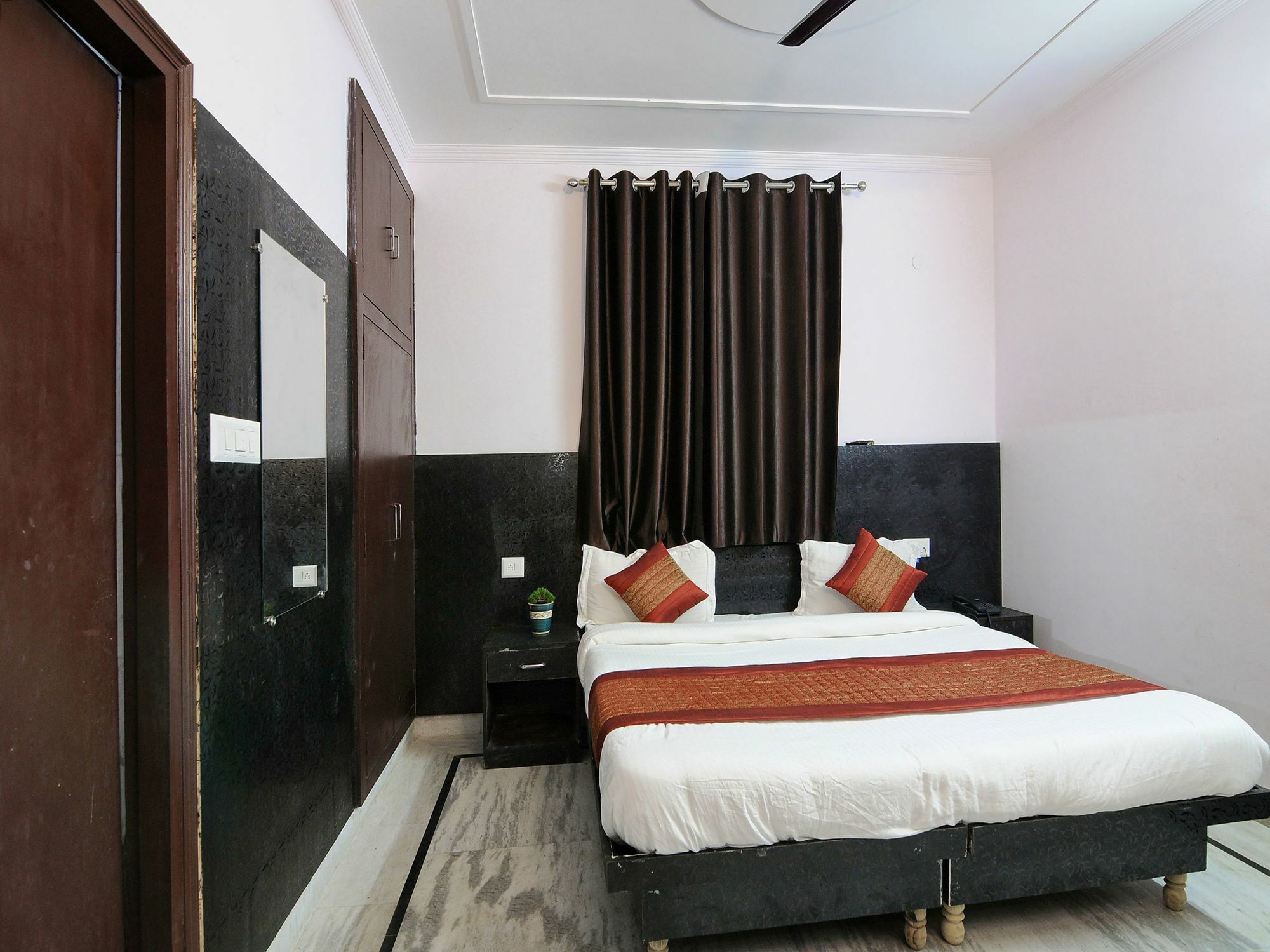 Oyo 11972 Nirvana Residency 2* New Delhi