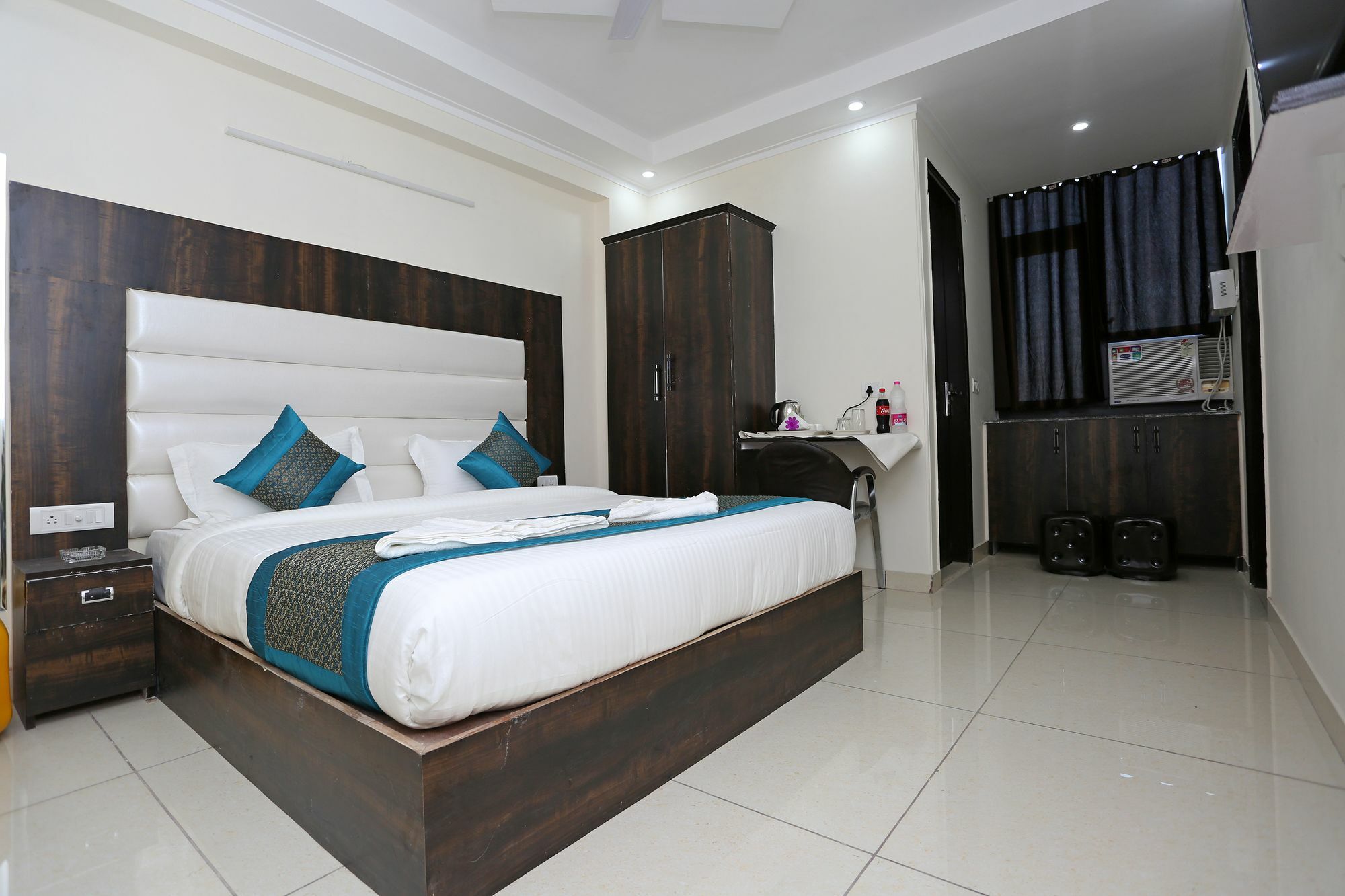 Aero New Delhi