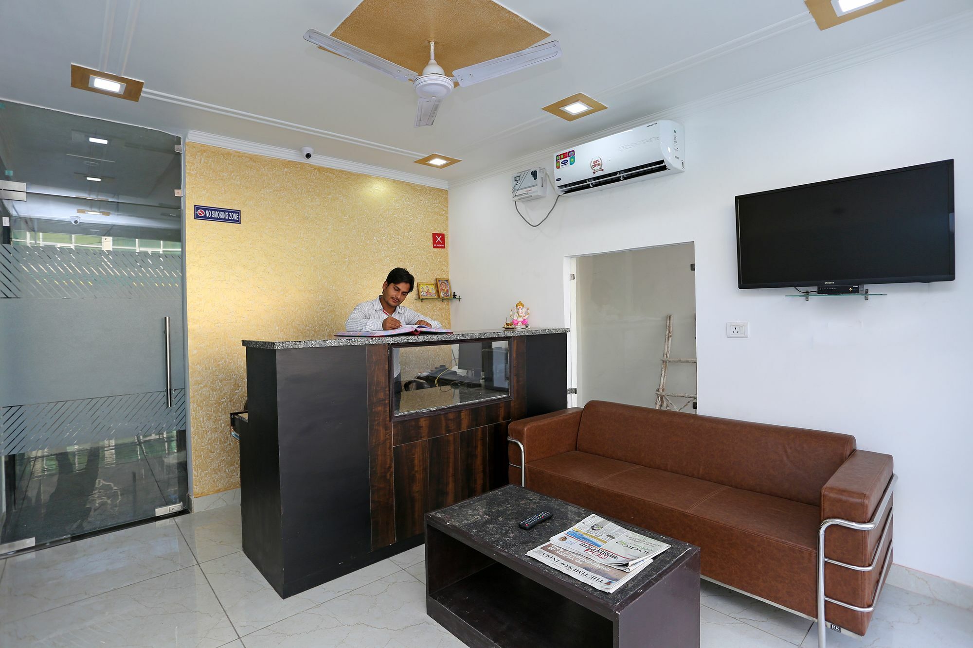 Hotel Aero New Delhi