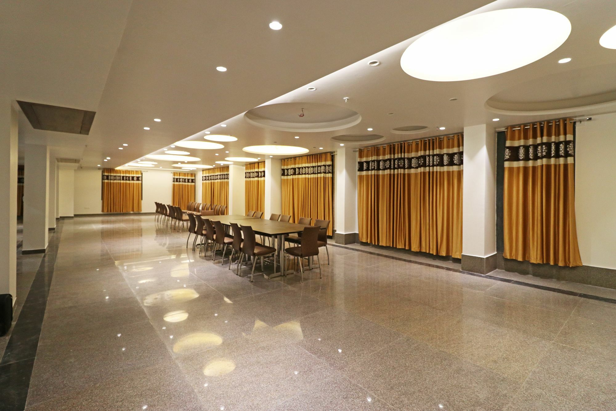 Sun View International Hotel