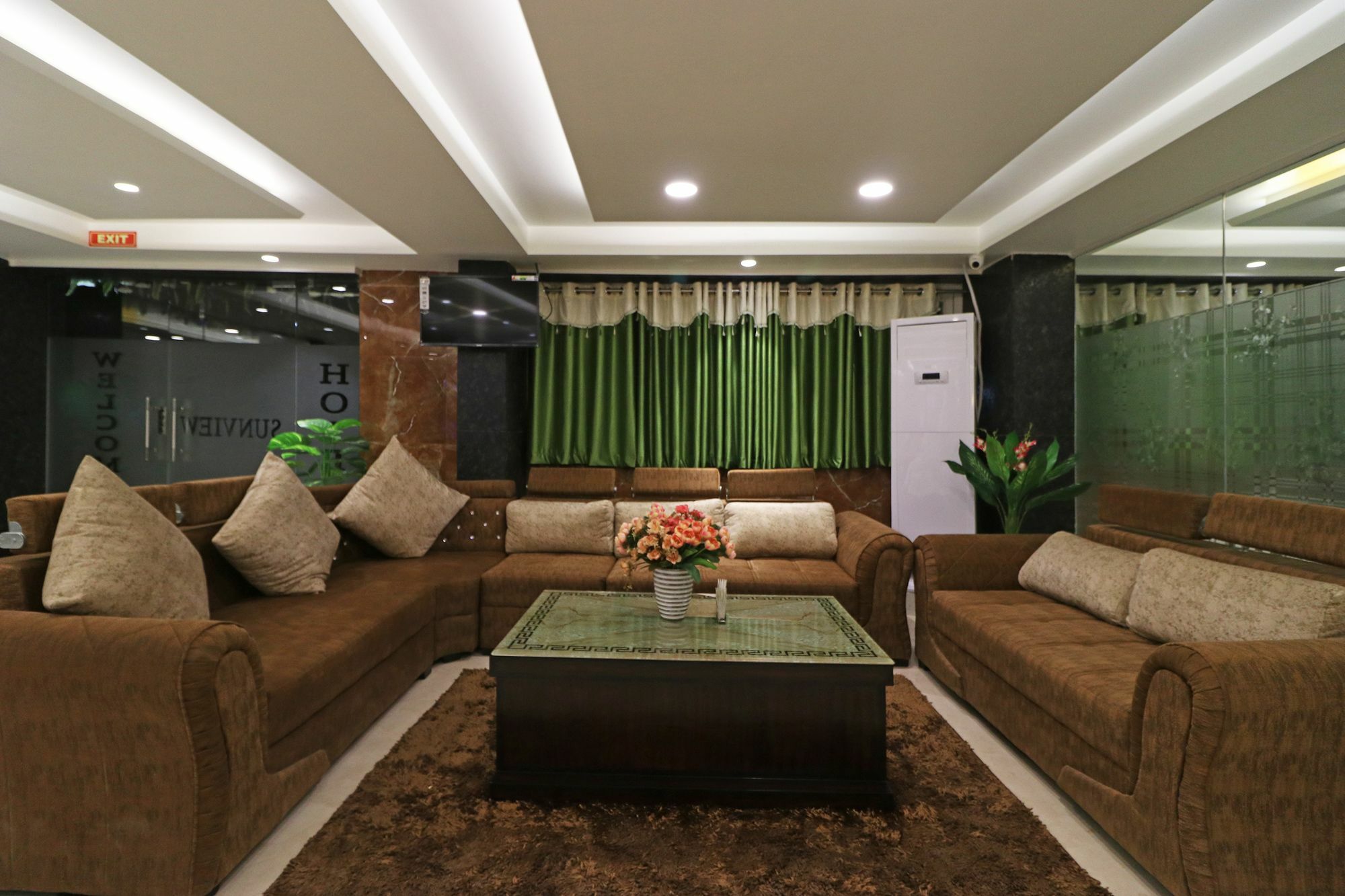 Hotel Sun View International