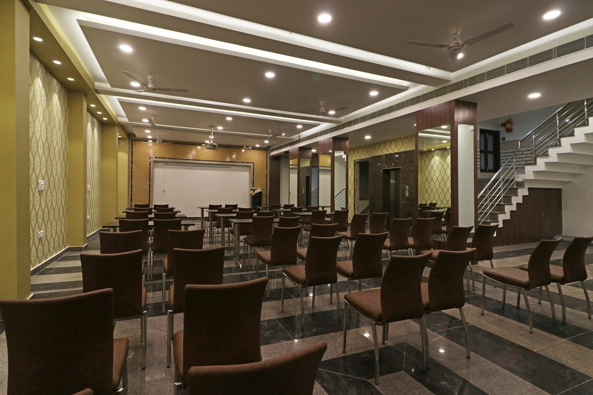 Hotel Sun View International 3*