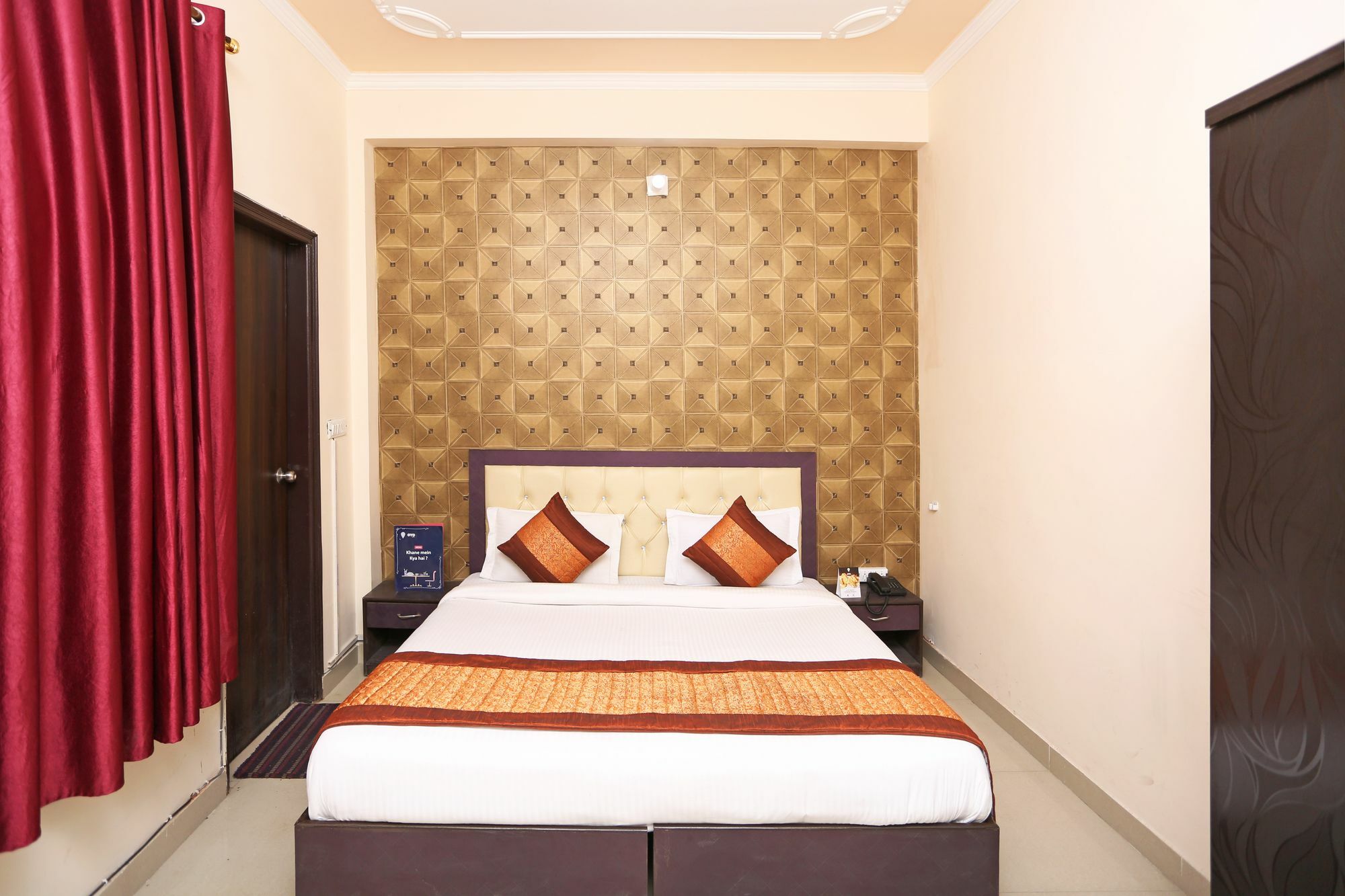 Hotel Super O Mahal 3*