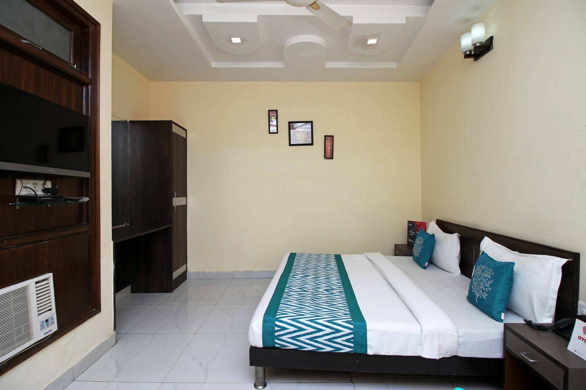 Oyo 7353 Mahipalpur 3* New Delhi