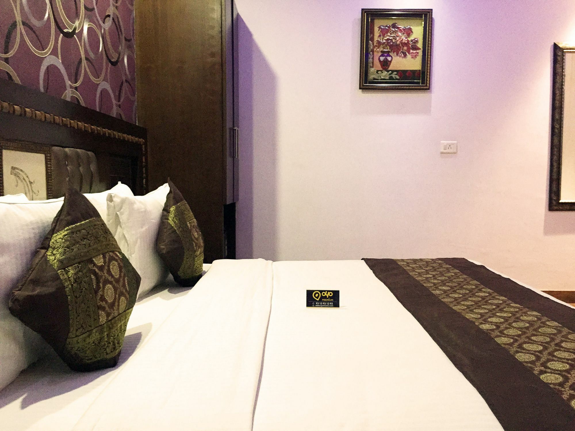 Waterfall Hotel 3*