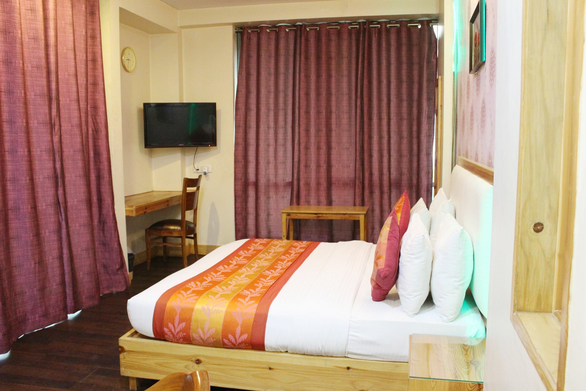 River View Hostel *