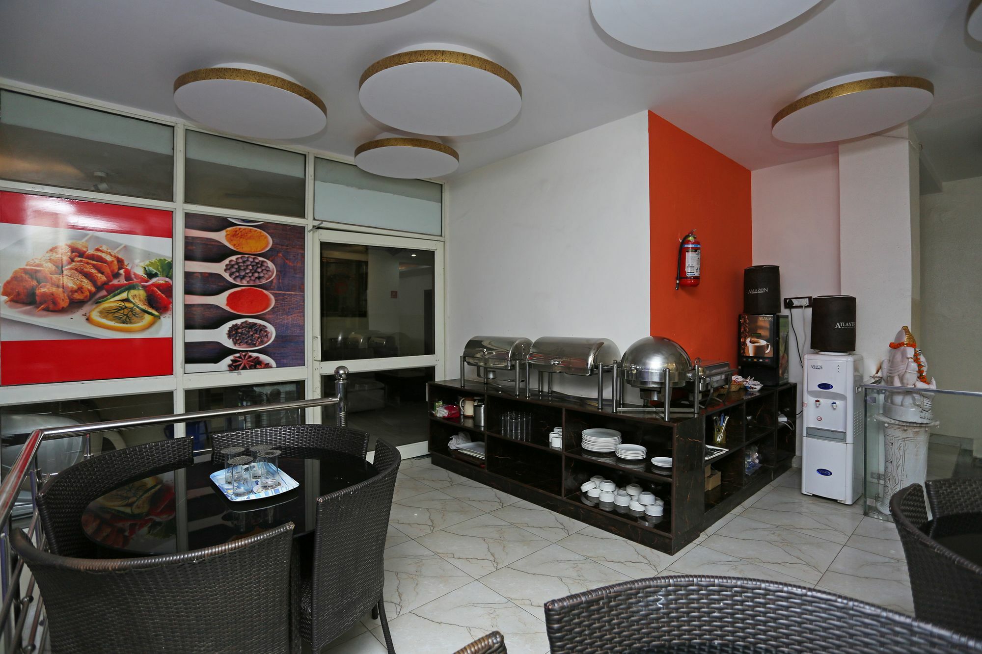 Hotel Oyo 5409 Airport