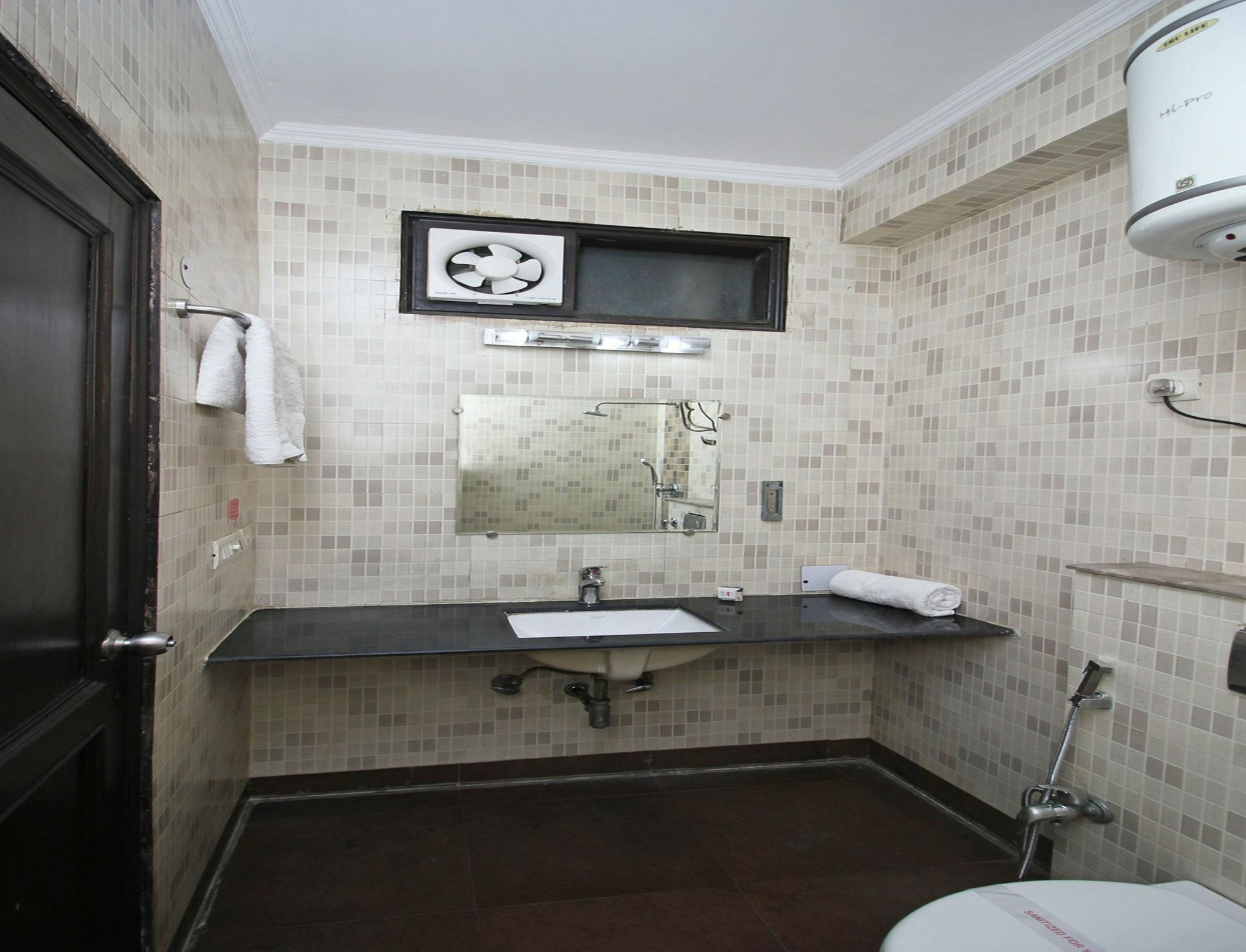 Oyo 9030 Delhi Airport Plaza Hotel