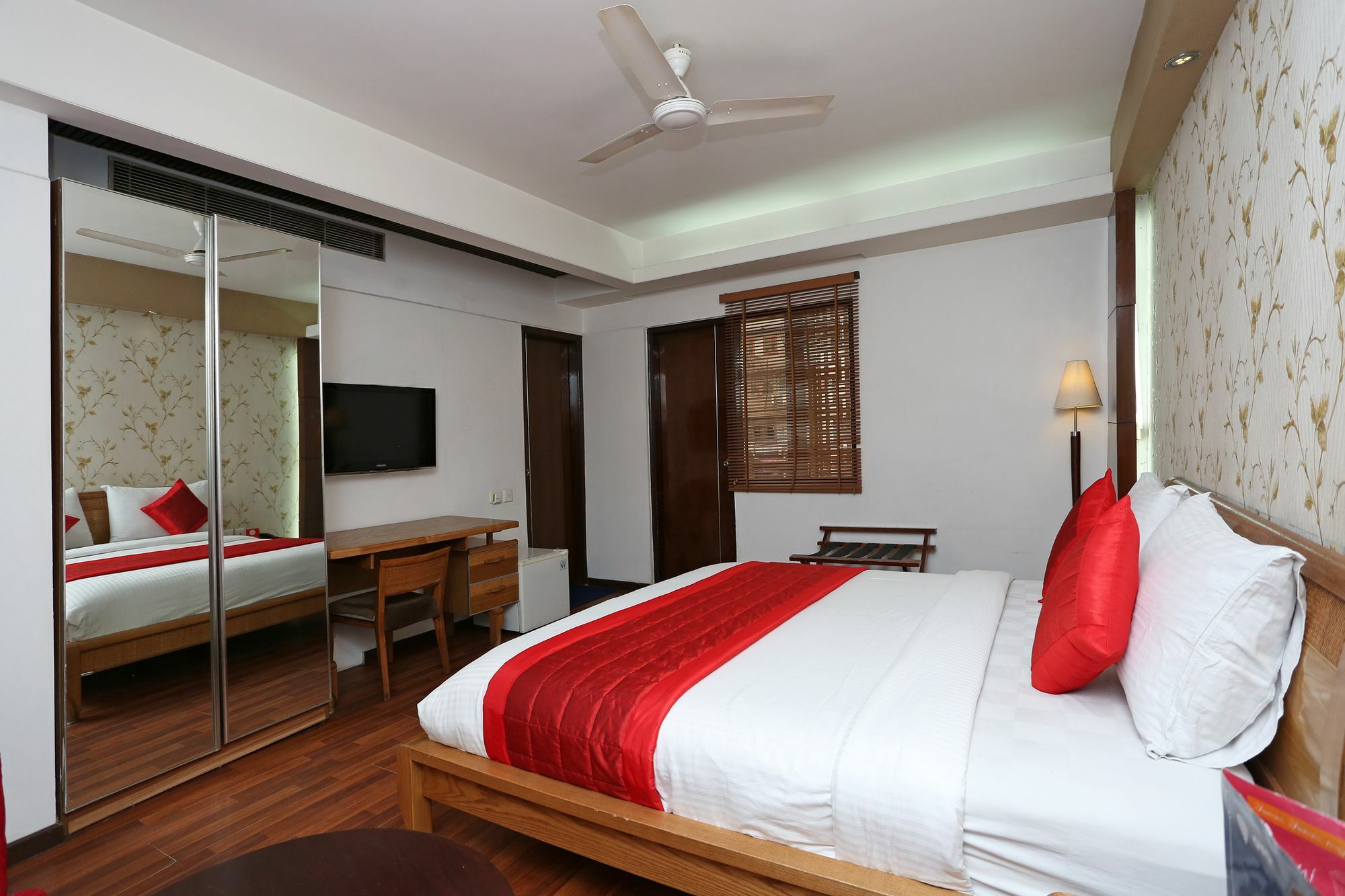 Sisley The Boutique Hotel Nova Deli