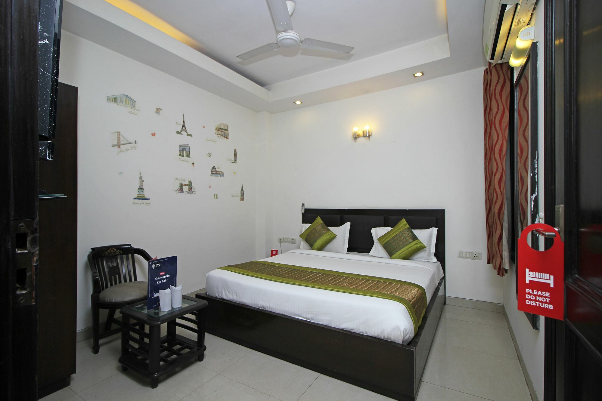 Oyo 9030 Delhi Airport Plaza 2*
